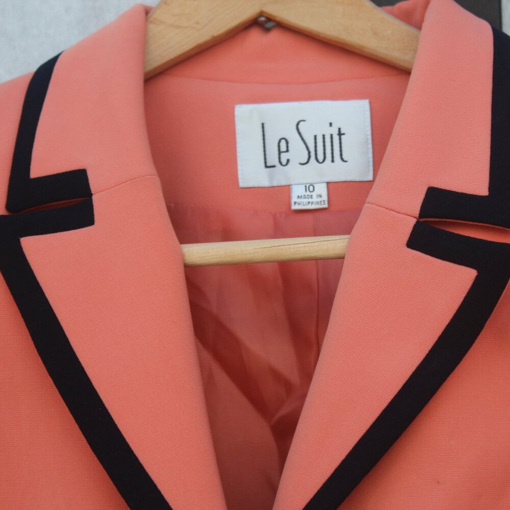 Le Suit women's Blazer with Dark Buttons size 10 - Picture 3 of 6